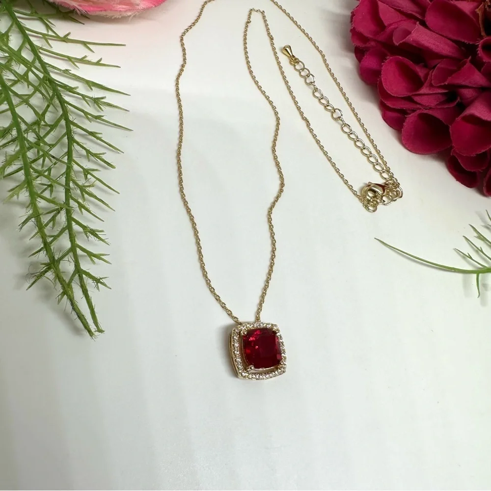 NEW⚜️ Red Crystal Charm Necklace